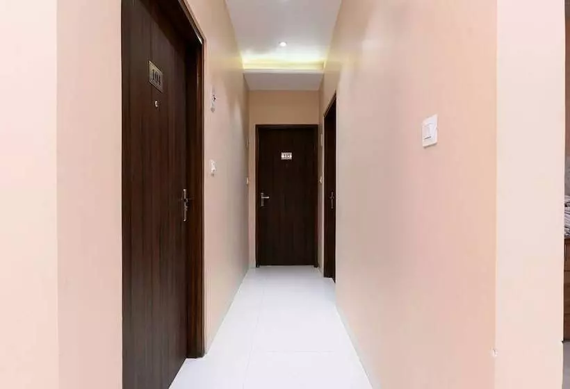 Fabhotel 7th Crossing