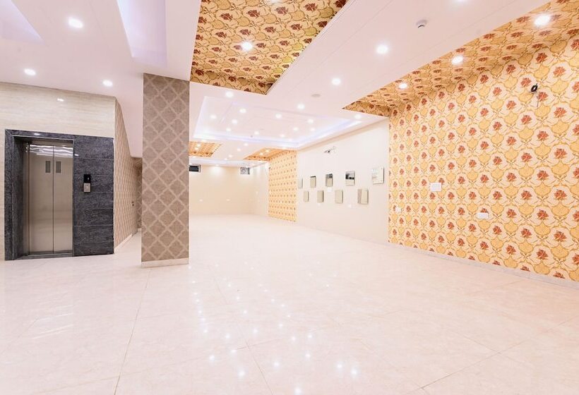 Fabhotel 7th Crossing Malviya Nagar