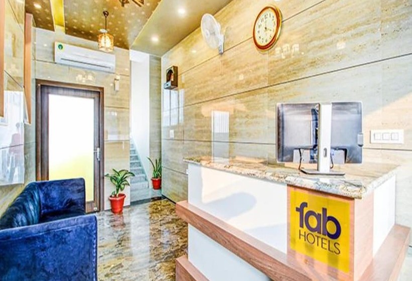 Fabhotel 7th Crossing Malviya Nagar