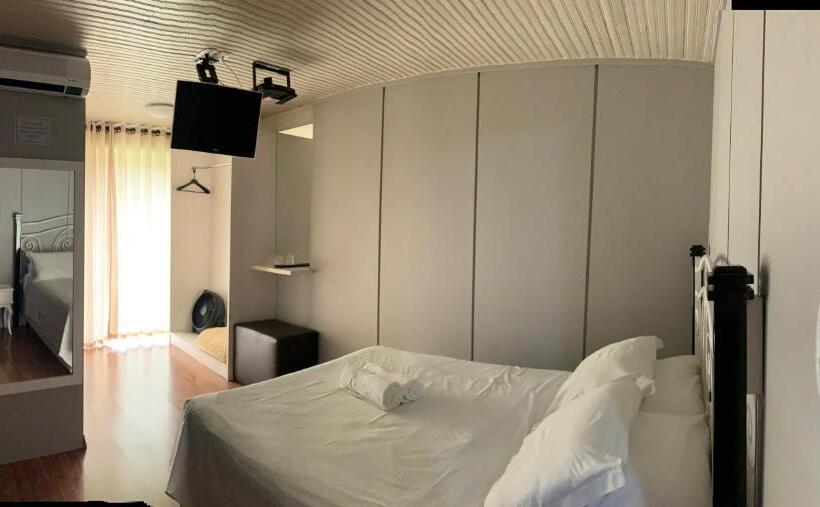 ホテル Morada Dos Pinheiros