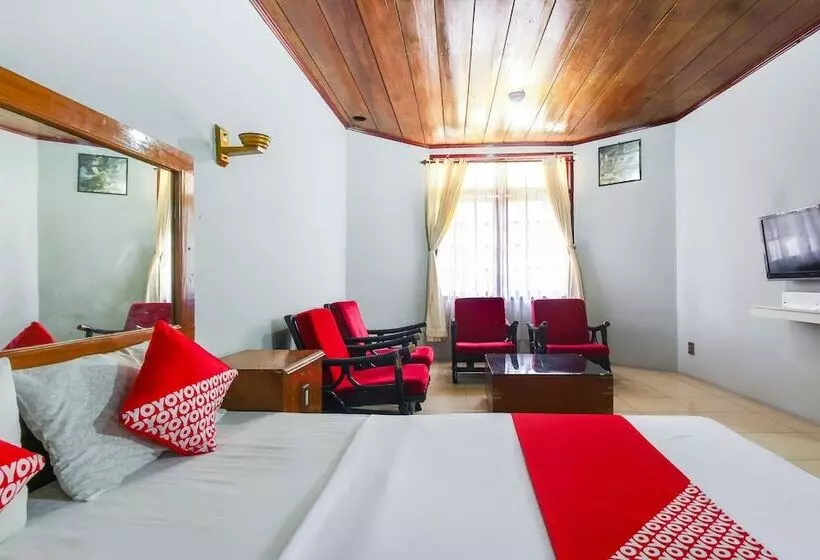 هتل Oyo 3180  Rian Cottage