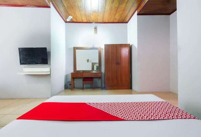 בית מלון כפרי Oyo 3180  Rian Cottage