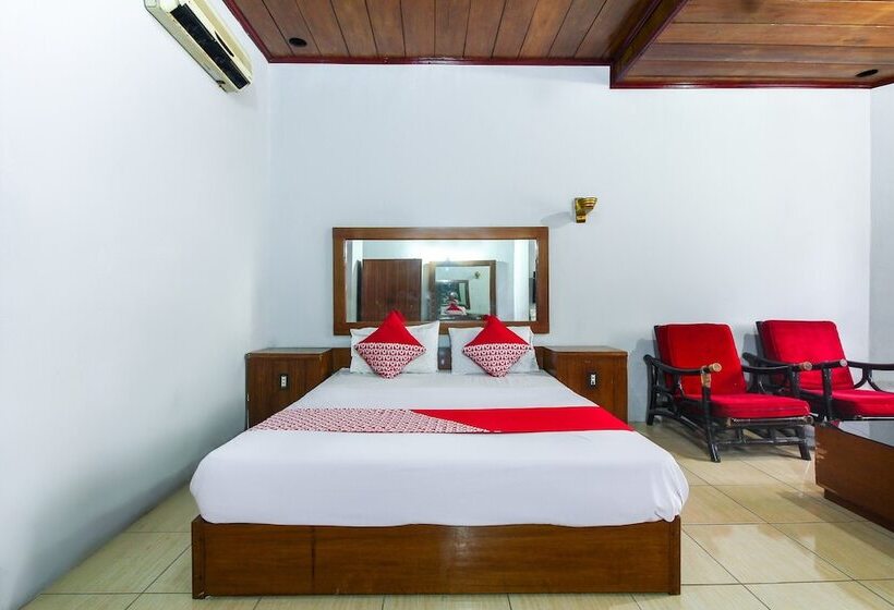 בית מלון כפרי Oyo 3180  Rian Cottage