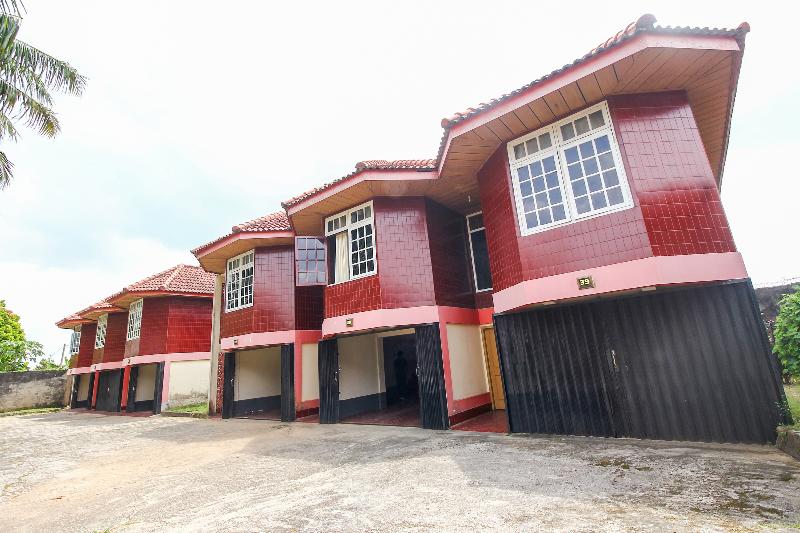 בית מלון כפרי Oyo 3180  Rian Cottage