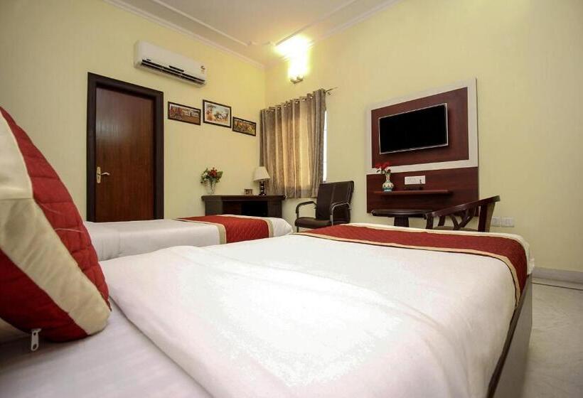 Super Hotel O Jaipur Stays
