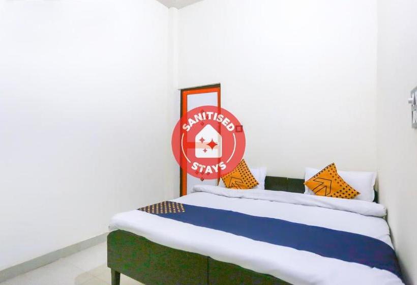 호텔 Spot On 70980 Moon Guest House