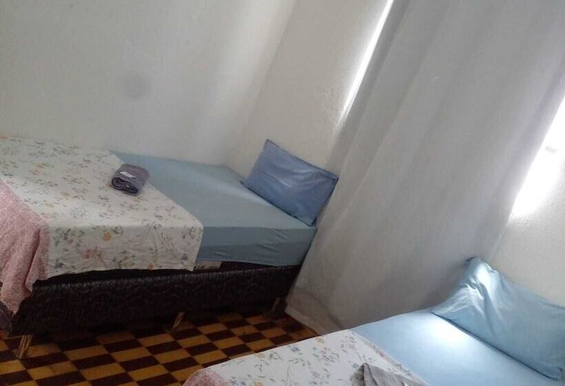 پانسیون Casa Do Meio Pousada