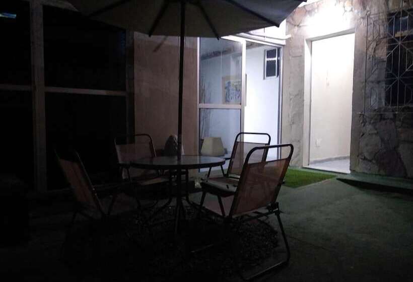 پانسیون Casa Do Meio Pousada