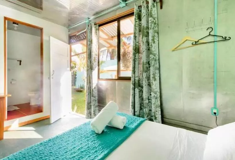 پانسیون Container House Cahuita