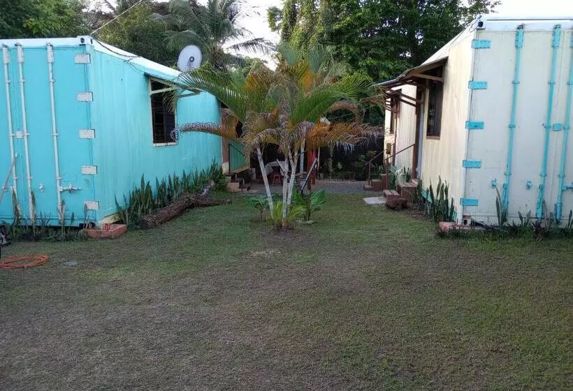پانسیون Container House Cahuita