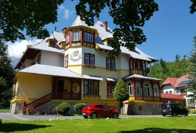 ペンション Penzión Jesenský