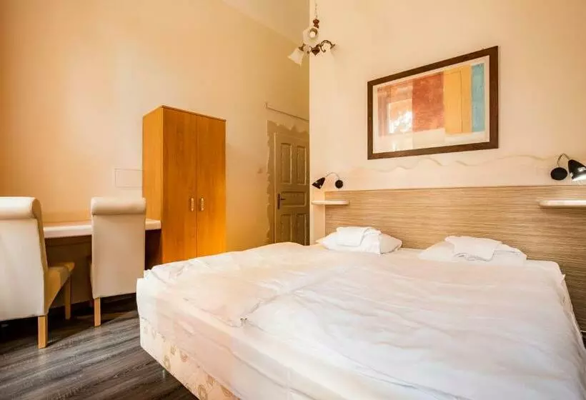 ペンション Penzión Jesenský