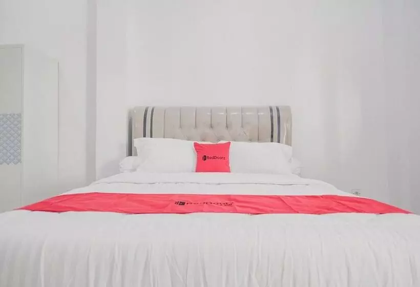 پانسیون Reddoorz Syariah Near Arafah Hospital Jambi
