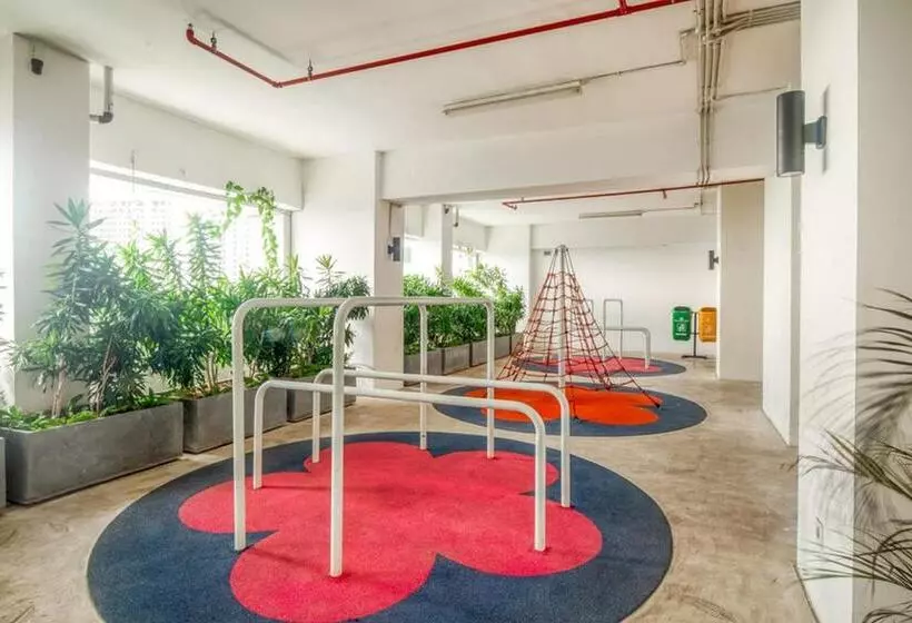 ペンション Redliving Apartemen Grand Kamala Lagoon   Kita Pro Tower Barclay North