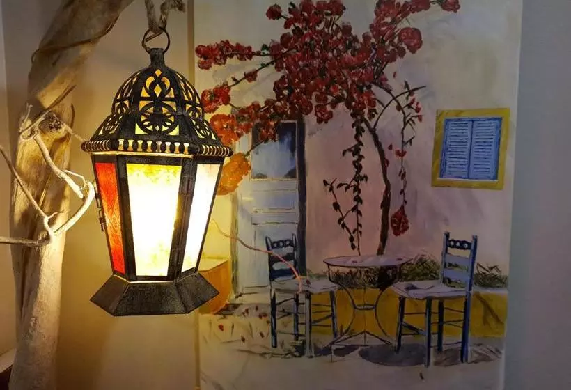 پانسیون Violetta Rooms