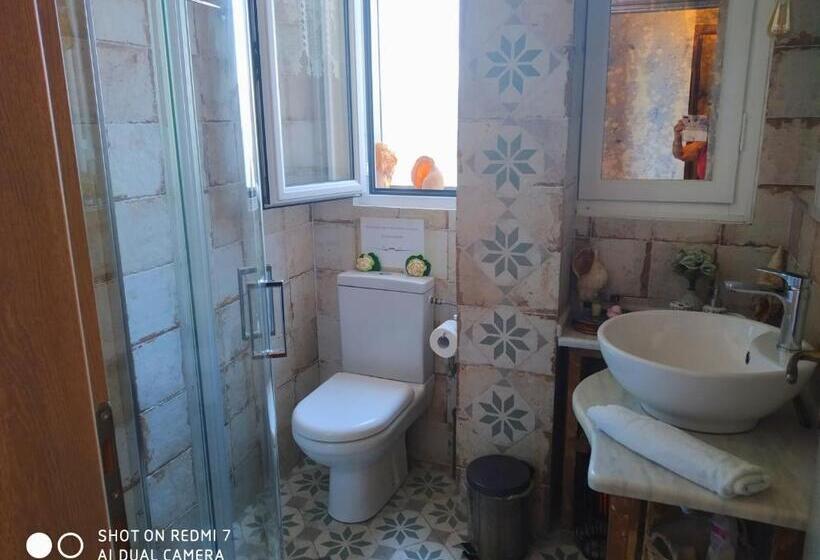 膳宿费 Violetta Rooms