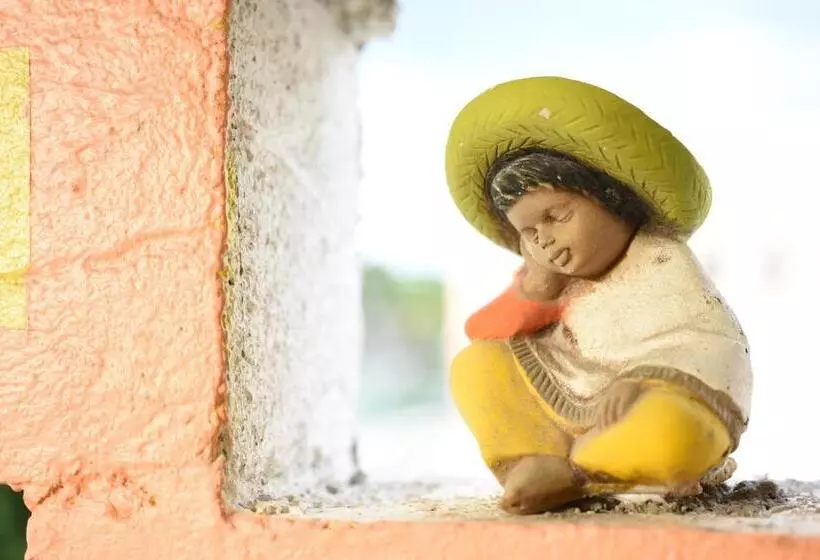 تختخواب و صبحانه Cancun Guest House 1