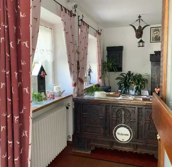 Aamiaismajoitus (B&B) Ciasa Soreghina