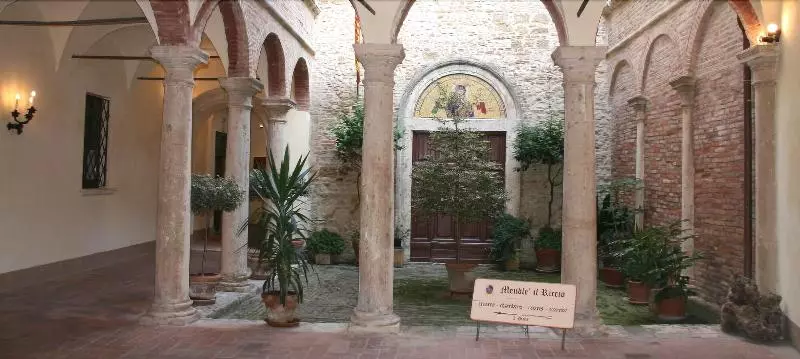 Aamiaismajoitus (B&B) Meuble Il Riccio