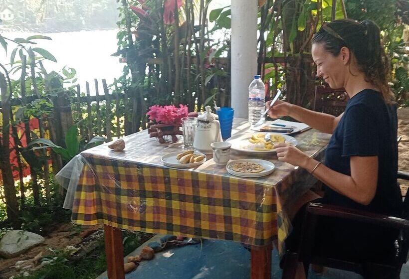 Bed & Breakfast Surf Paradise