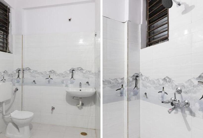 Hotell Oyo 47603  Sandalwood Vibes