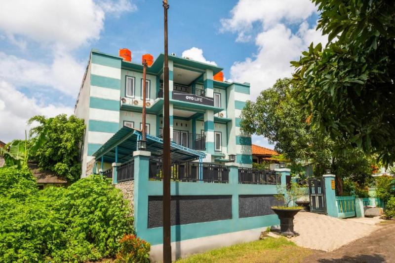 فندق Oyo Life 2676 Cathaleya Homestay Syariah