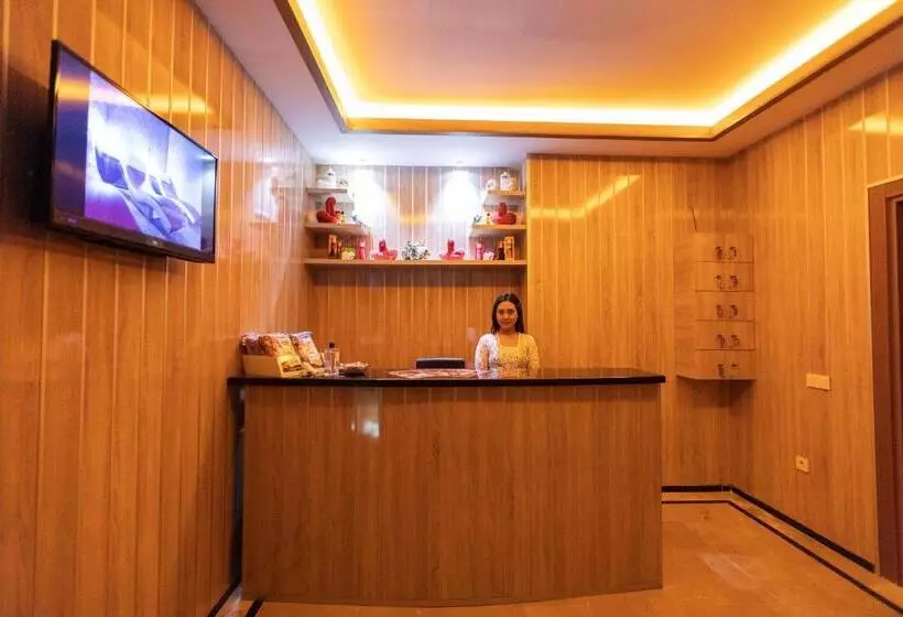 World Point Hotel Besyol