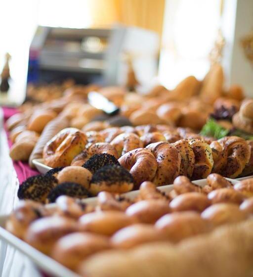 World Point Hotel Besyol