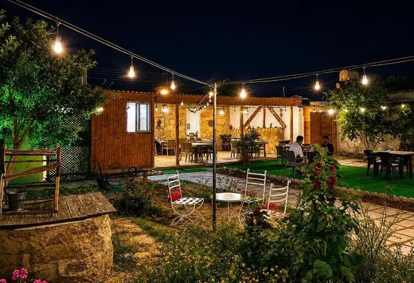 Majatalo Castle Karpasia Guest House