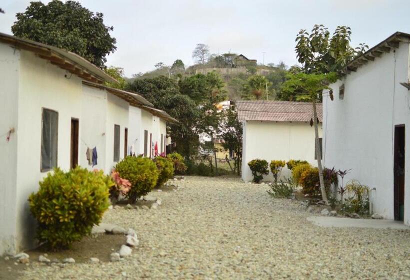 بنسيون Montañita Garden Hostal