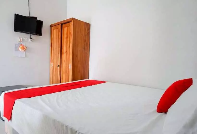 ペンション Reddoorz Plus Syariah Near Stasiun Tegal 2