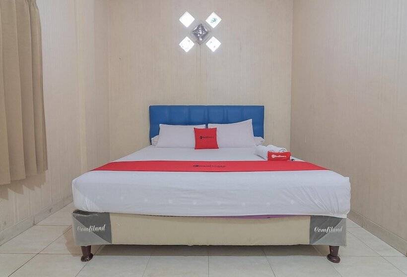 פנסיון Reddoorz Syariah Near Terminal Batu Ampar 2