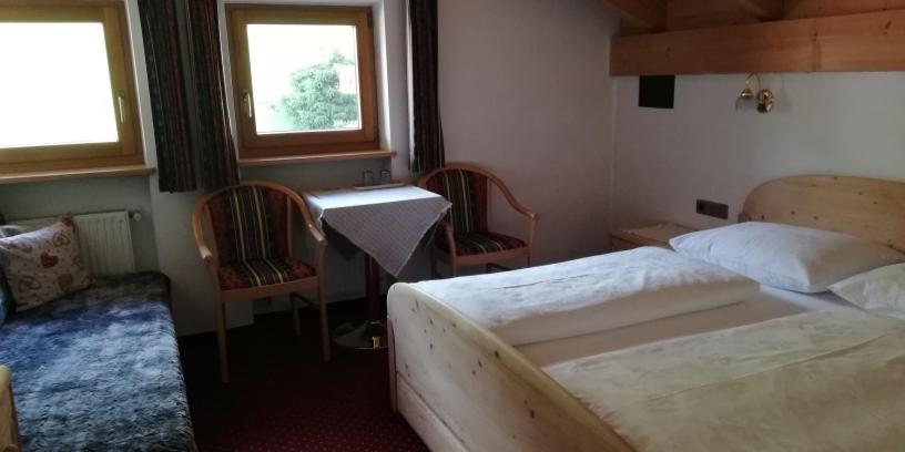 مبيت وإفطار Garni Hotel Belalp