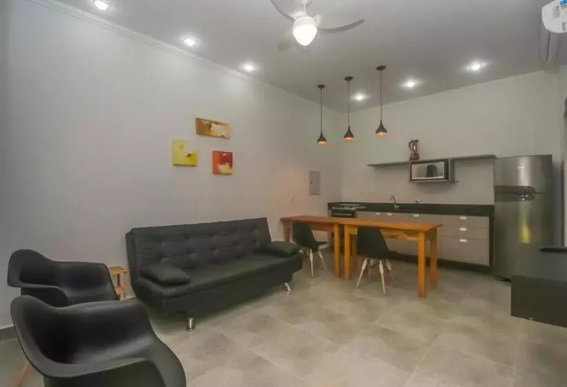 Flat Com Serviços Na Riviera