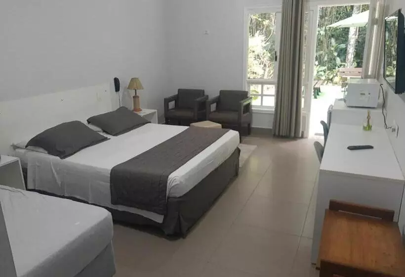 Flat Com Serviços Na Riviera