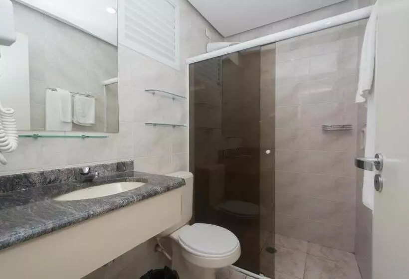 Flat Com Serviços Na Riviera