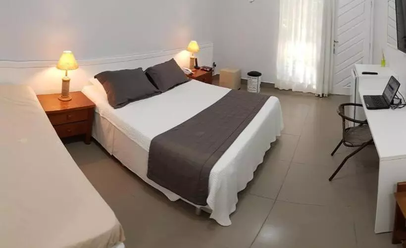 Flat Com Serviços Na Riviera