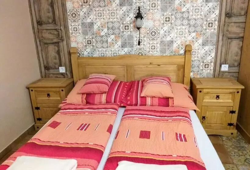 Hacienda Apartmanok