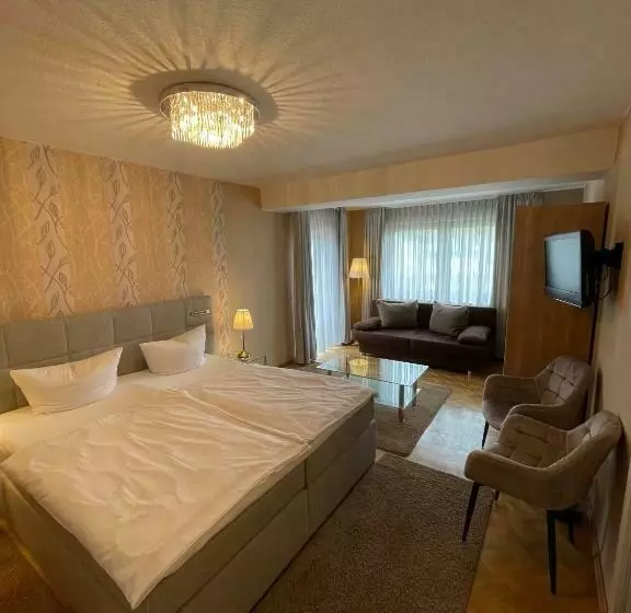 Hotelli Zum Fährturm