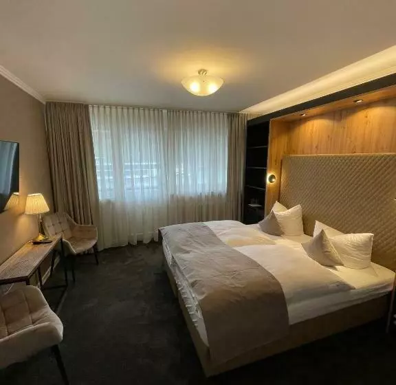 Hotelli Zum Fährturm