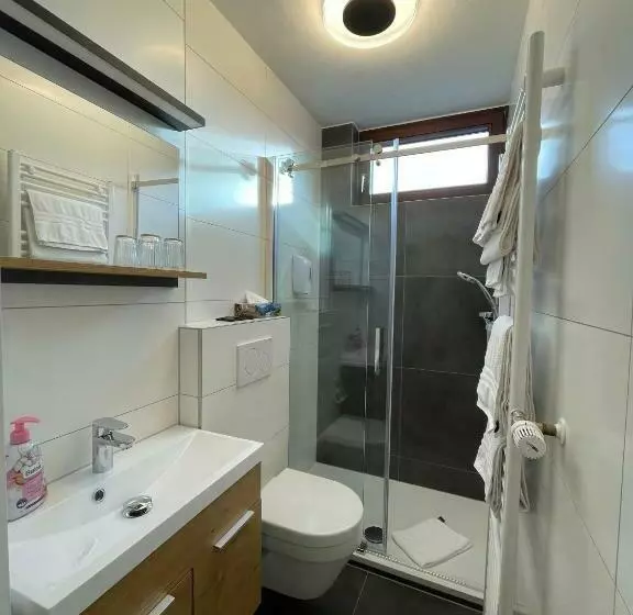 Hotelli Zum Fährturm