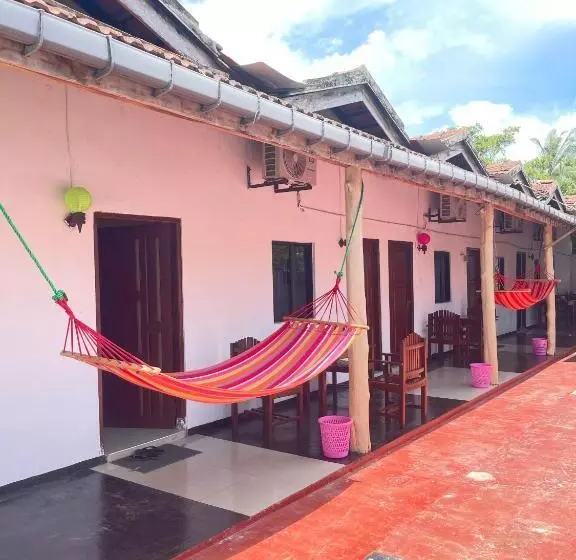 Majatalo Romance In Bey