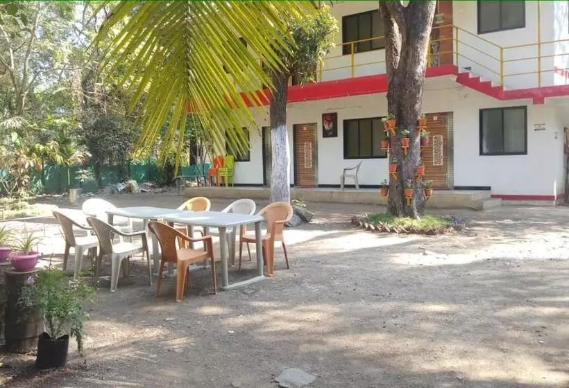 Lomakeskus Lotus Cottage