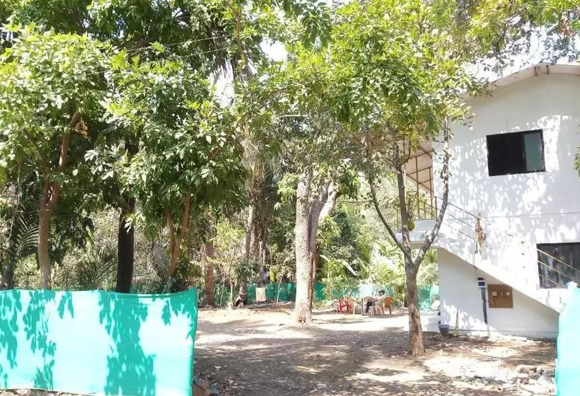Lomakeskus Lotus Cottage