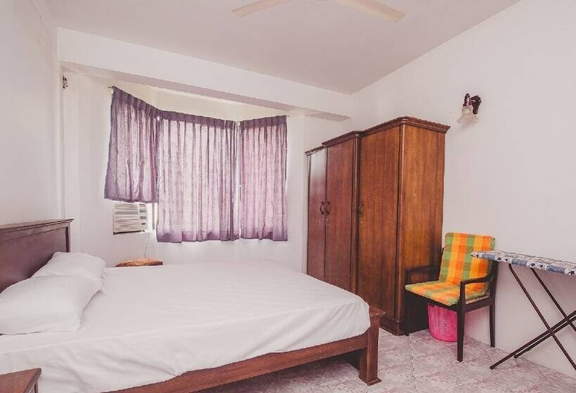 הוסטל Marina Bay Apartments