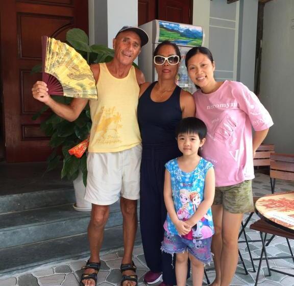 تختخواب و صبحانه Tam Coc Heart Homestay