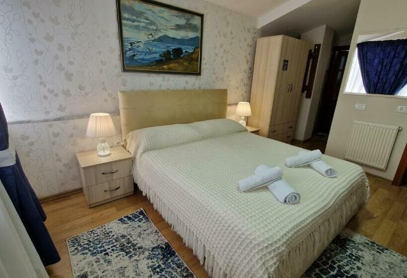 تختخواب و صبحانه Vila Korani