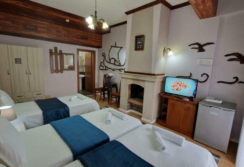 تختخواب و صبحانه Vila Korani