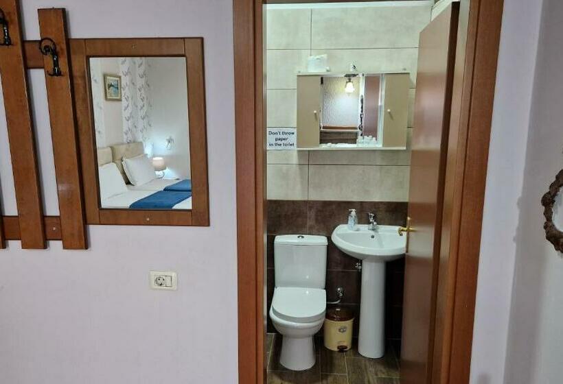 تختخواب و صبحانه Vila Korani