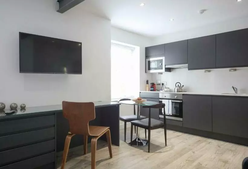Citystop Apartments   Newington Street